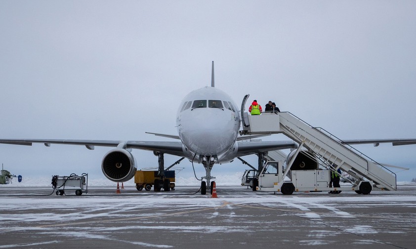 Tupolev Tu-214 von Red Wings: Das Flugzeug mit der Kennung RA-64518 ist seit Anfang Januar 2024 zurück im Liniendienst.