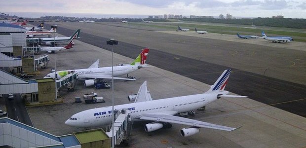 Jets am Flughafen Caracas: Immer mehr Airlines reduzieren ihre Flüge nach Venezuela.