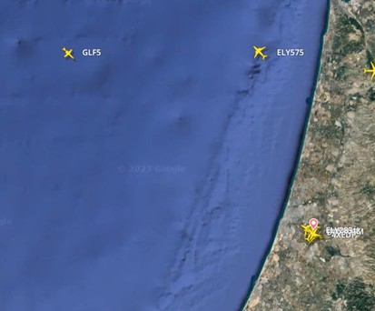 Die Region rund um den Flughafen Tel Aviv am 7. Oktober um 22:02 Uhr (MESZ): Wenig Verkehr.