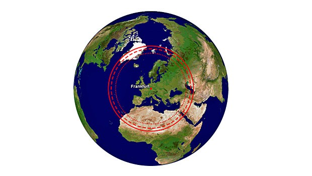 Die Reichweite der Fokker 130 ist auf 3000 bis maximal 3700 Kilometer ausgelegt. Das reicht für Flüge ab Frankfurt nach Nordafrika, Israel oder auch nach Grönland.