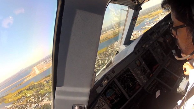 A380-Cockpit: Eine beeindruckende Landung
