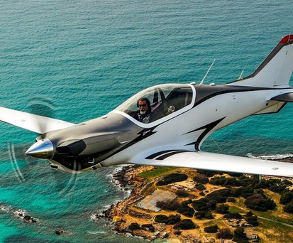 Ein Flugzeug von Blackshape Aircraft: Seit dem 20. März dürfen die Flugzeuge nicht mehr abheben.