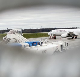 eurowings hamburg tankfahrzeug