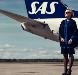 Flugbegleiterin von SAS: Nur noch essenzielle Flüge.
