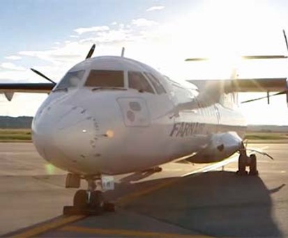 Maschine von Farnair: Die Fluglinie begann ganz klein. Nun wurde sie verkauft.