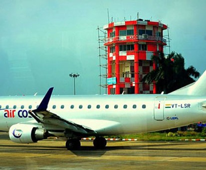 Air Costa setzt auf Embraer: Die indische Regionalairline hat bereits vier Maschinen des brasilianischen Flugzeugbauers.
