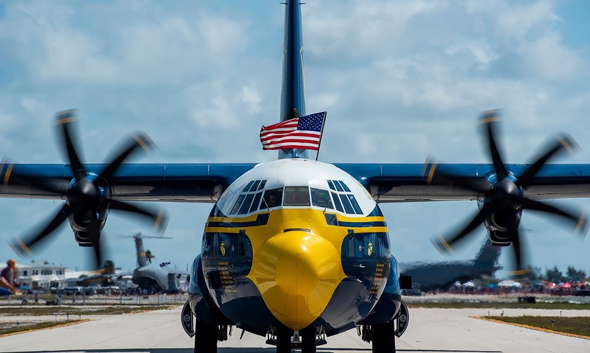 Die Hercules C-130J Fat Albert: Das Flugzeug muss im Winter nach England.