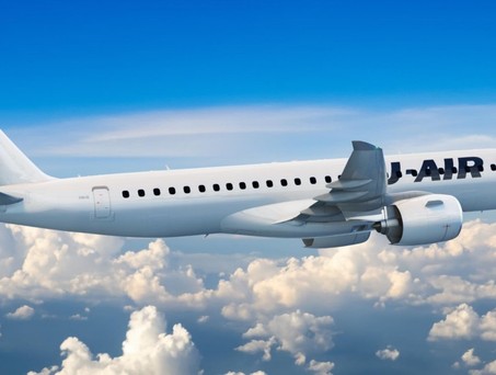 Embraer E190-E2 in den Farben von J-Air: Japan Airlines setzt für die Regionaltochter auf den brasilianischen Regionaljet.