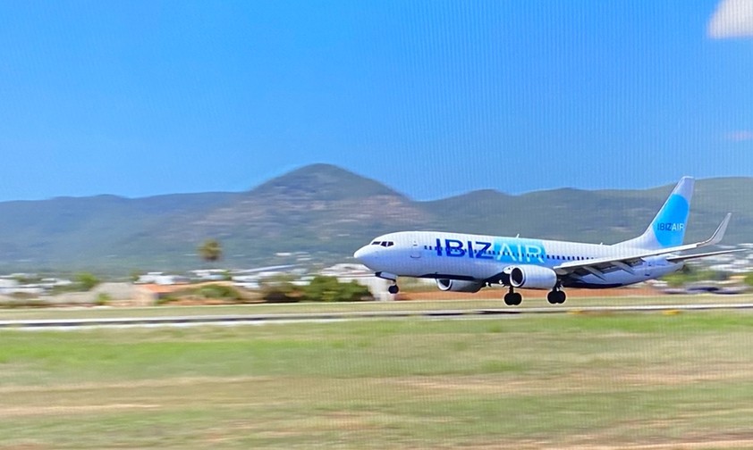In the french comedy «Ibiza» (2019)  the patchwork family flies to the island with Ibizair. The airline carries an exceptionally elegant design in the movie.