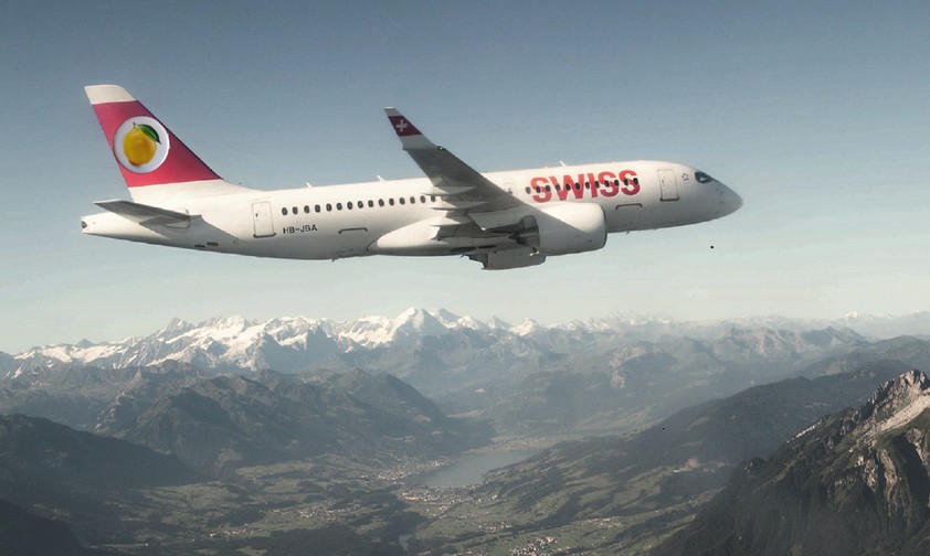 Zitronen-Button, hier als Montage auf dem Leitwerk: Die Flugbegleitenden wollen ihn auch weiter tragen.