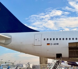 Die D-AIHW von Lufthansa: Der Airbus A340-600 machte die Derière.