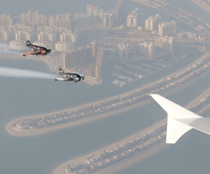Fliegende Männer vs. Superjumbo Airbus A380