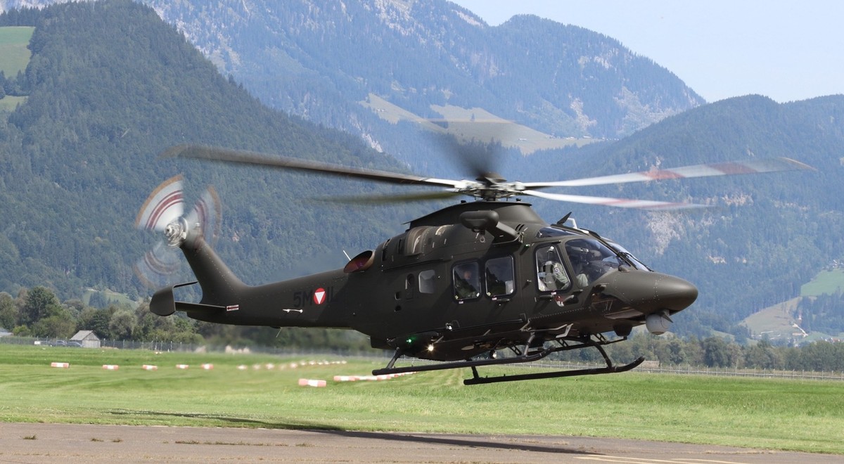 Leonardo AW 169 Lion: Ist direkt aus Italien in Aigen im Ennstal eingetroffen.