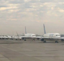 newark flugzeugschlange