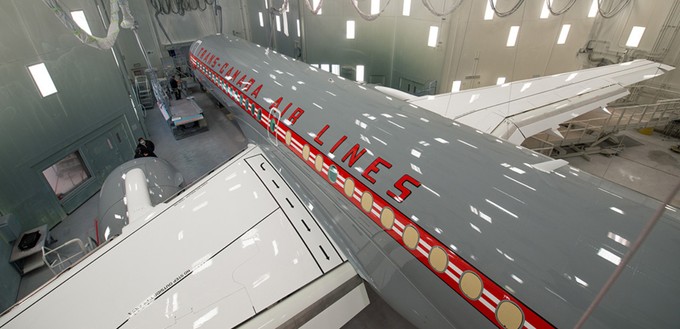 ... einen großen Trans-Canada-Air-Lines-Schriftzug.