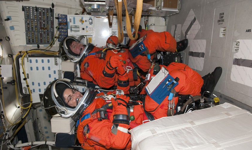 Astronauten beim Sitztest:  Air New Zealand lässt sich von den Erfahrungen der Raumfahrt inspirieren.