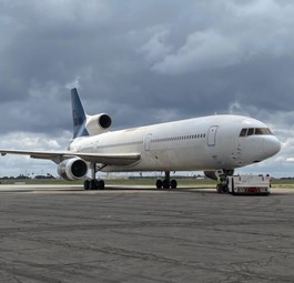 Die Lockheed L-1011 Tristar wird geschleppt: Aber hebt sie auch wieder ab?
