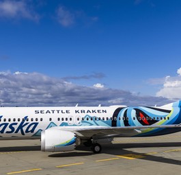 Boeing 737 Max 9 mit dem Kennzeichen N915AK: Ehrt die Seattle Kraken.