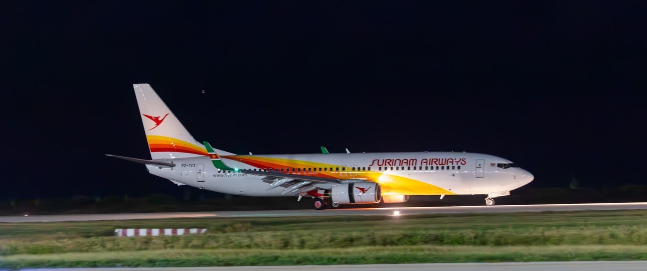 Boeing 737 von Surinam Airways: Die Airline steht weiter finanziell mit dem Rücken zur Wand.