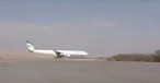 Airbus A340-300 von Mahan Air bei der Landung im Jemen: Der Airport ist seit zehn Jahren gesperrt.