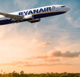 Jet von Ryanair: Tarifverhandlungen für Flugbegleiter zeichnen sich ab.