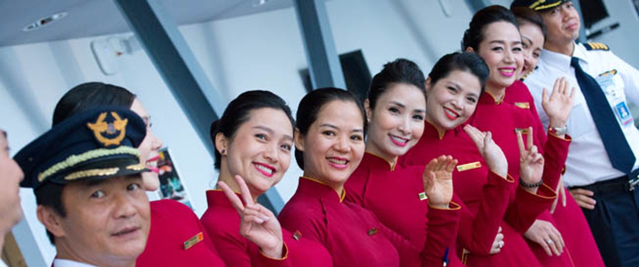 Crew von Vietnam Airlines: Die Fluglinie will von ANA lernen.