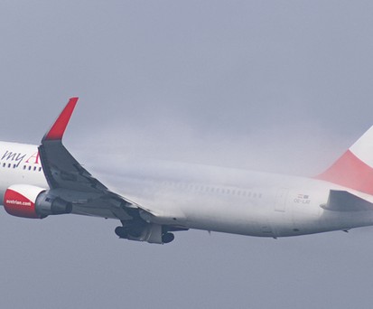 Boeing 767 mit dem Kennzeichen OE-LAT: Austrian verjüngt die Flotte.