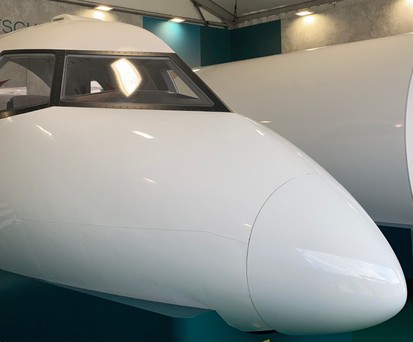 Vorführmodell der D328 Eco bei der Paris Air Show: Erstmals zeigt Hersteller Deutsche Aircraft ...