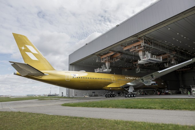 ... von Starlux Airlines. Das Flugzeug ...