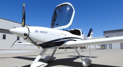 Prototyp der EFlyer 2: Dass Flugzeug soll 2026 von der FAA zertifiziert werden.