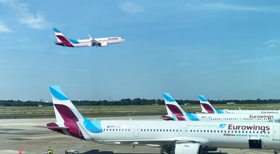 eurowings airbus a321 neo boeing 737 max 8 dus