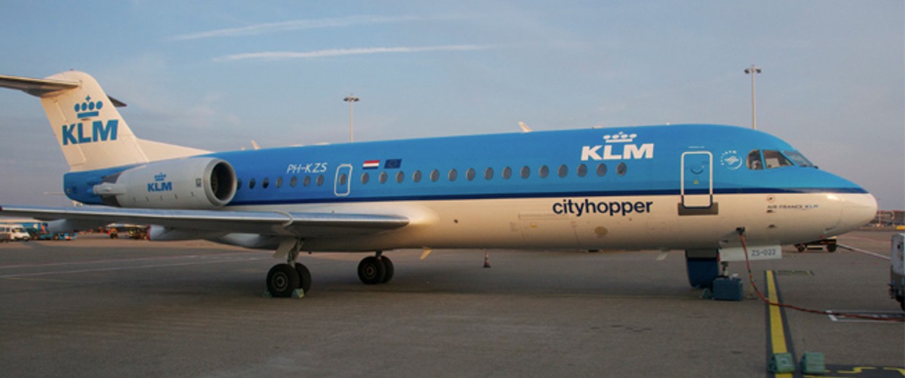 Fokker 70 von KLM mit der Kennung PH-KZS im Jahr 2013: Soll mittlerweile zu Wayra Perú gehören und als OB-2153-P abheben.