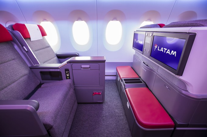 Und so sieht die Business Class in den schon ausgelieferten A350 von Latam aus.