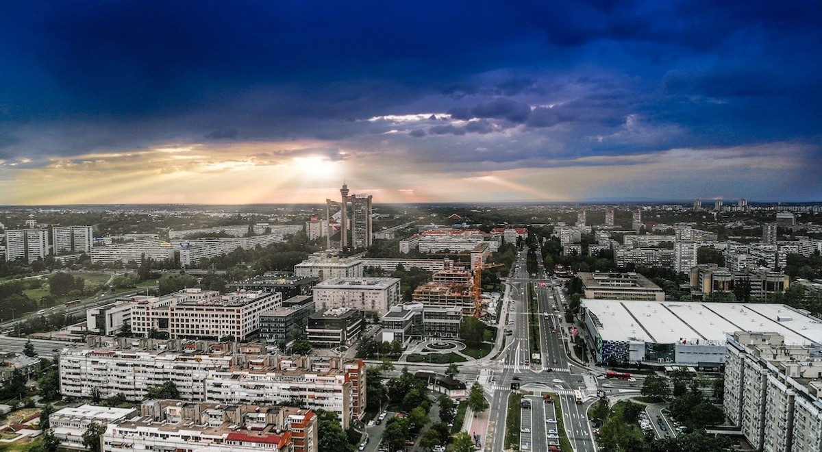 Blick über Neu-Belgrad, das für seine Architektur bekannt ist