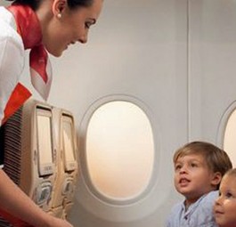 Kindermädchen von Etihad: Top-ausgebildet.