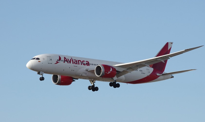 Boeing 787 von Avianca: Ein Influencer soll eine Stinkbombe während eines Transatlantikfluges gezündet haben.