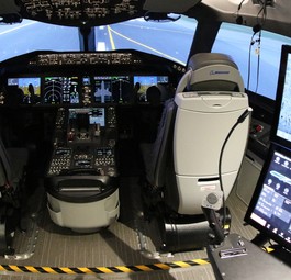 Im neuen Boeing-787-9-Simulator in Wien. Von ...