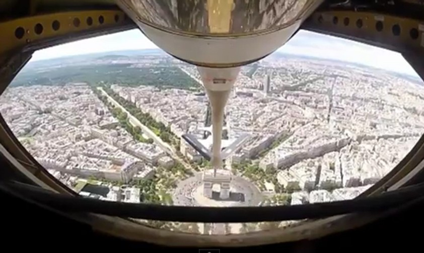 Blick aus einer Rafale auf Paris: Atemberaubende Bilder.