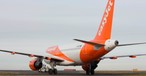 Airbus A320 von Easyjet: 26 Männer mussten von der Polizei am Mitflug gehindert werden.