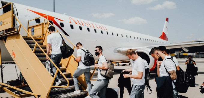 Die Österreicher flogen mit Austrian Airlines ins Quartier. Weiter ging es dann ...