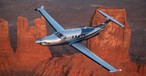 Der Pilatus PC-12 hat eine Reichweite von 3417 Kilometer.