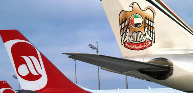 Heckflossen von jets von Air Berlin und Etihad: Die Partner verhandeln weiter.