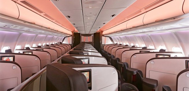 So sieht es künftig in den A330 von Virgin aus. Die Reisenden haben mehr Luft, aber weiterhin viel Privatsphäre.