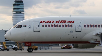 Dreamliner von Air India am Flughafen Wien: Die Airline kommt regelmäßig zum Tanken nach Wien.