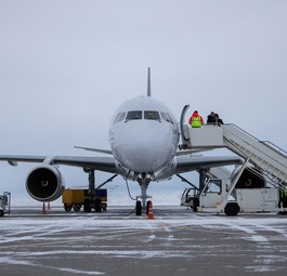 Tupolev Tu-214 von Red Wings: Das Flugzeug mit der Kennung RA-64518 ist seit Anfang Januar 2024 zurück im Liniendienst.