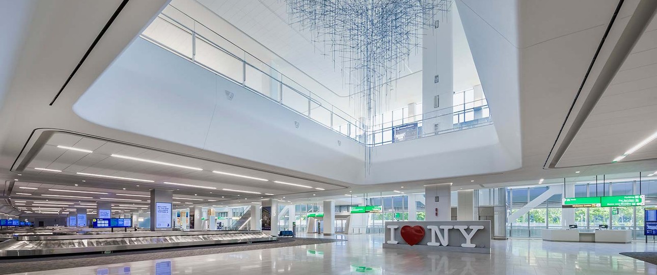 Terminal B von New York La Guardia: Neue An- und Abflughalle.