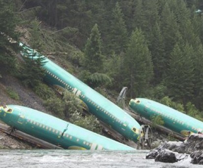 Sind die drei Boeing 2014 nach einer Zugentgleisung im Flussgelandet? Testen Sie Ihr News-Wissen in unserem Quiz.