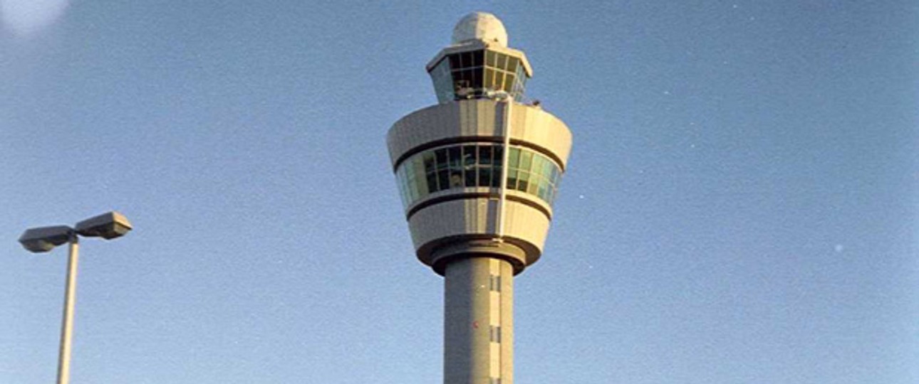 Flughafen-Tower: Nicht immer klappt die Kommunikation.