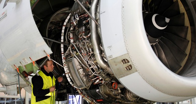 v2500 lufthansa technik