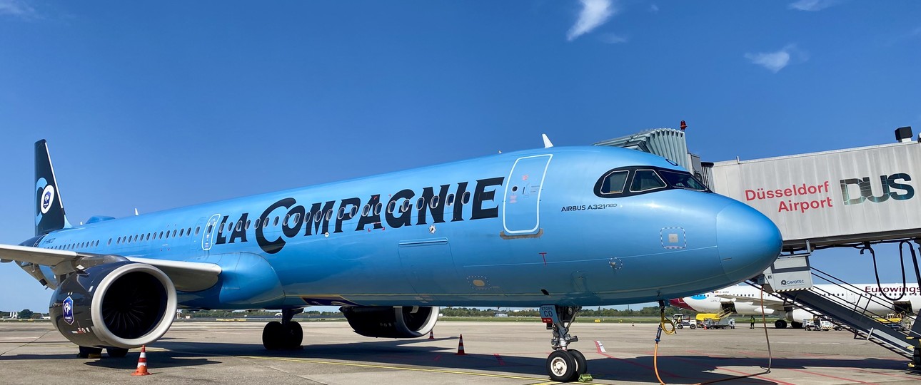 Airbus A321 LR von La Compagnie am Flughafen Düsseldorf: Ab April 2027 regelmäßig zu Gast.